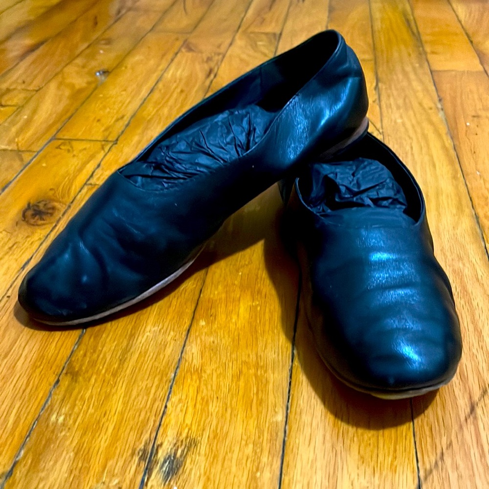 Vince soft leather flats
